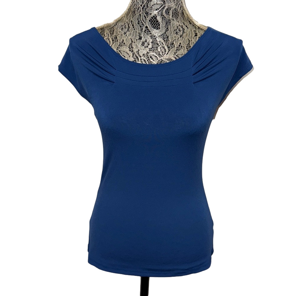 Limited Blue Short Sleeve Blouse. Business casual Stretch Comfy